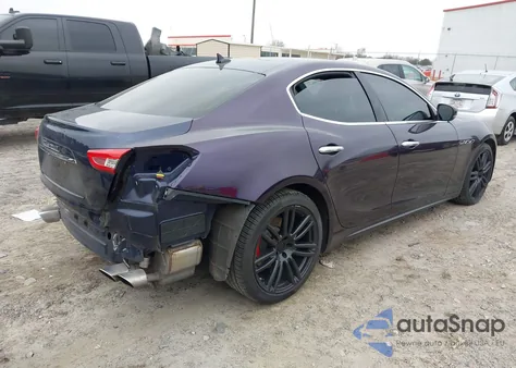 2018 Maserati Ghibli из США, поврежденный, VIN ZAM57XSA0J1275908